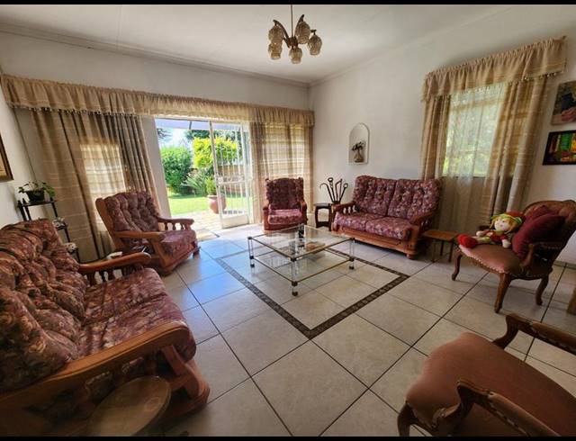 3 BEDROOM HOUSE FOR SALE IN MAGALIESKRUIN